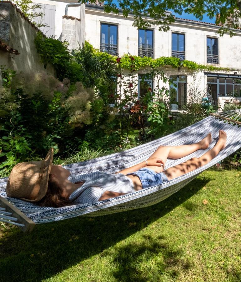 Escale Rochelaise B&B, Spa Bain Nordique Et Sauna Tonneau ラ・ロシェル エクステリア 写真