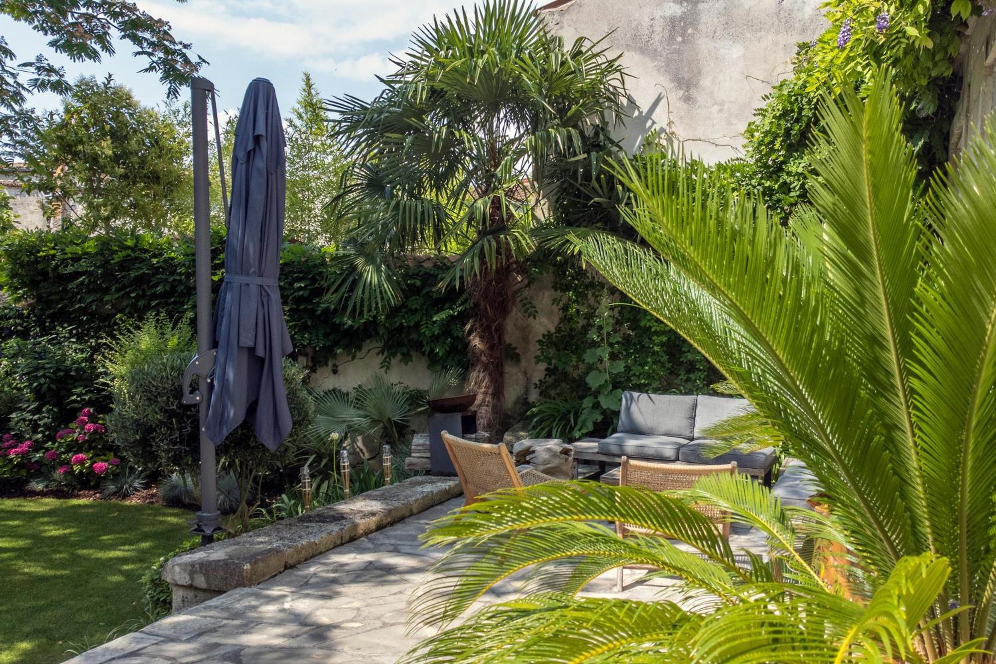 Escale Rochelaise B&B, Spa Bain Nordique Et Sauna Tonneau ラ・ロシェル エクステリア 写真